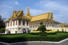 Royal Treasury, Throne Hall och en liten bit av Hor Samran Phirun, Royal Palace, Phnom Penh.