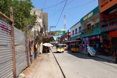 Gatuscen, Livingston.