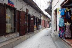 En av många mysiga gränder i Stone Town (Zanzibar Town), Unguja.