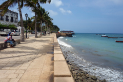 Del av den mysiga strandpromenaden,  Stone Town (Zanzibar Town), Unguja.