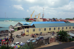 Utsikten över hamnen från balkongen på Old Dispensary, Stone Town (Zanzibar Town), Unguja.