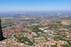 Utsikten från fort Guaita  över Italien och Adriatiska havet, San Marino.