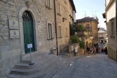 Gatuscen i centrala San Marino.