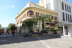 Del av Catedral Metropolitana från Plaza Morazán, San Salvador.
