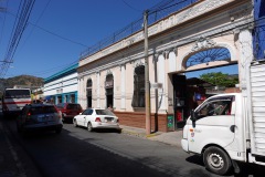 Gatuscen, Santa Ana.