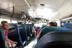 På bussen till Parque Nacional Cerro Verde.