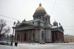 101,5 meter höga St. Isaac’s Cathedral, Sankt Petersburg.