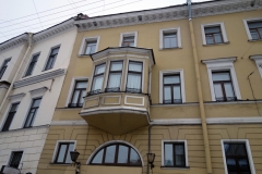 Arkitekturen längs Mojka-kanalen, Sankt Petersburg.
