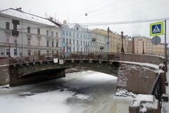 Bron Bol'shoy Konyushennyy Most över Mojka-kanalen, Sankt Petersburg.