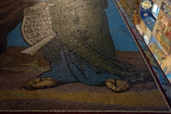 Exempel på den fantastiska mosaiken i Uppståndelsekyrkan, Sankt Petersburg.
