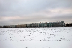 Vinterpalatset och eremitaget från Strelka, Sankt Petersburg.