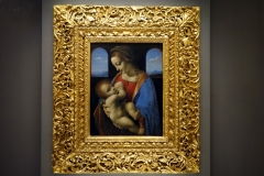 Madonna Litta (Giovanni Antonio Boltraffio och Leonardo da Vinci), Eremitaget, Sankt Petersburg.