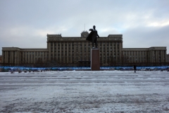 Moskvatorget med Lenin-statyn och House of Soviets i bakgrunden, Sankt Petersburg.