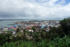 Utsikten över Tacloban från Cavalry Hill.