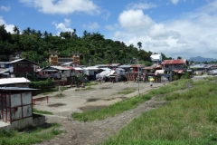 Bostadsområde vid havet i centrala Tacloban.