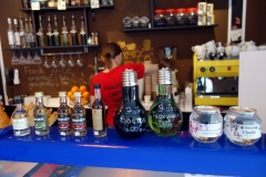 Café Julius Meinl vid bergbanans nedre station, Tbilisi.