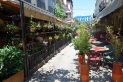 Restauranger på rad längs gatan Erekle II, Tbilisi.