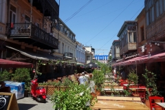 Restauranger på rad längs gatan Erekle II, Tbilisi.