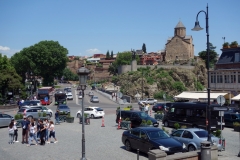Meidan Square och Metekhi St. Virgin Church , Tbilisi.