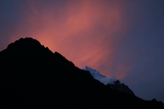 Utsikten från Tengboche väst om Everest vid solnedgång.