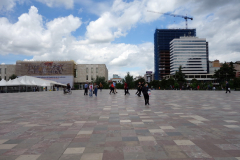 Hela torget är fantastiskt efter ombyggnationen som skett sedan jag var här förra gången, Skanderbeg Square, Tirana.