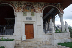 Et'hem Bej Mosque vid Skanderbeg square, Tirana.