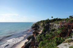 De branta klipporna var ett bra skydd mot fienden, Zona Arqueológica de Tulum.