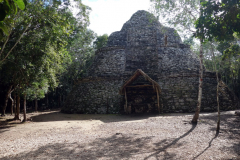 Lilla pyramiden, Zona arqueológica de Cobá.
