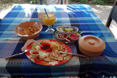 Sen lunch i byn Cobá.