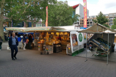 Marknadsstånd i centrala Utrecht.