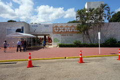 Entrén till ruinstaden Uxmal.