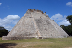 Trollkarlens pyramid, Uxmal.