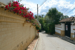 Gatan som leder ner till centrala Villa de Leyva från Hostal Renacer, Villa de Leyva.
