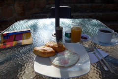 Frukost på Hostal Renacer, Villa de Leyva.