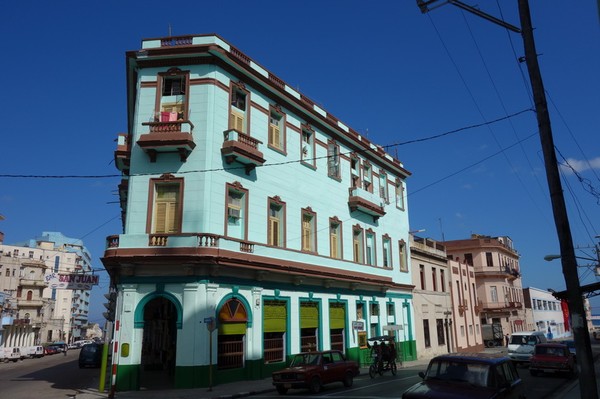 Gatuscen någonstans i Vedado, Havanna.