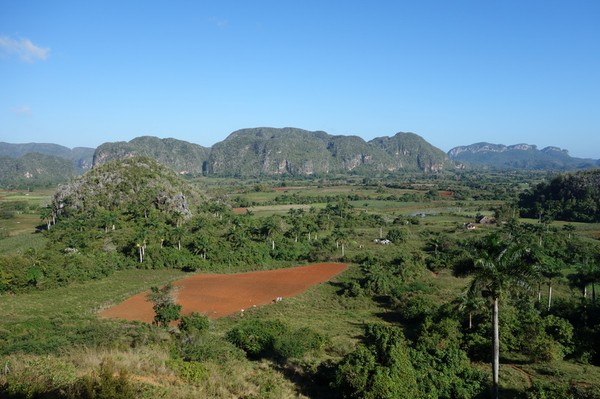 Utsikt över Valle de Viñales vid Parque Nacional Viñales Visitors Center.