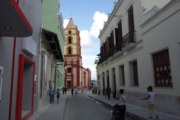 Kyrkan Iglesia de Nuestra Señora de la Soledad i centrala Camagüey.