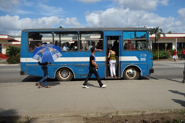 Lokalbuss i centrala Camagüey.