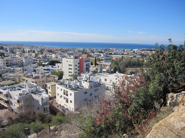Utsikt över Pafos i närheten av mitt hotell.