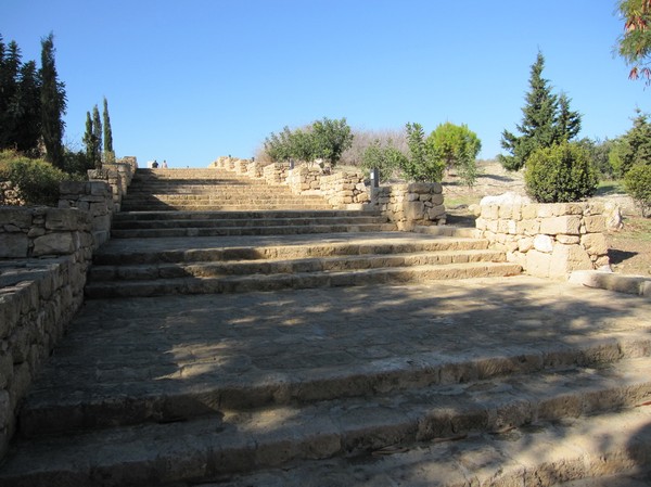 Innanför entrén till Pafos archeological site.