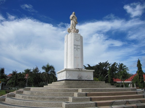 Virgin Mary-statyn, Dili.