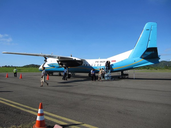 Direkt efter landning på Komodo airport, Labuan Bajo.