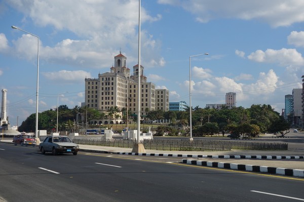 Hotel Nacional från Malecon, Havanna.