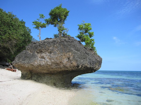 Kagusua beach, Siquijor.