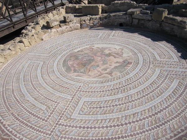 Otroligt vacker mosaik, Pafos archeological site.