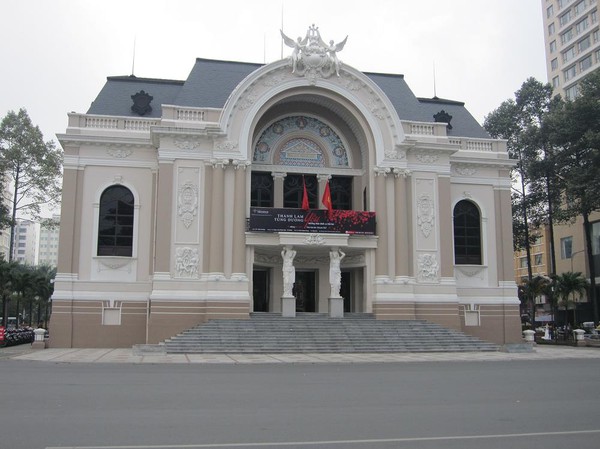 Stadsteatern, Saigon.