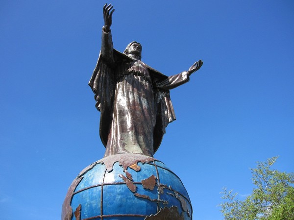 Promenaden ut till Cristo Rei (jesusstatyn några kilometer öster om Dili).