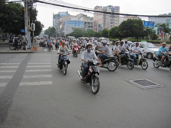 Motorcykel mayhem, Saigon.