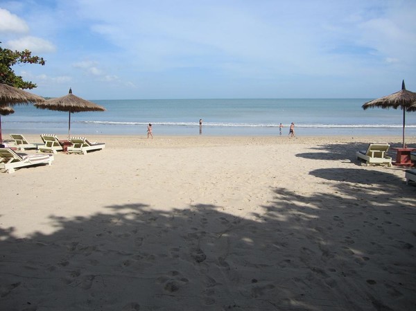 Stranden centrala Jimbaran beach, Bali.