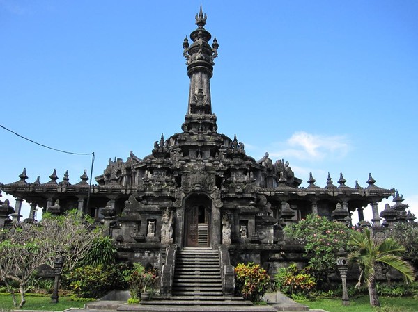 Bajra Sandhi Monument i centrala Denpasar, Bali.